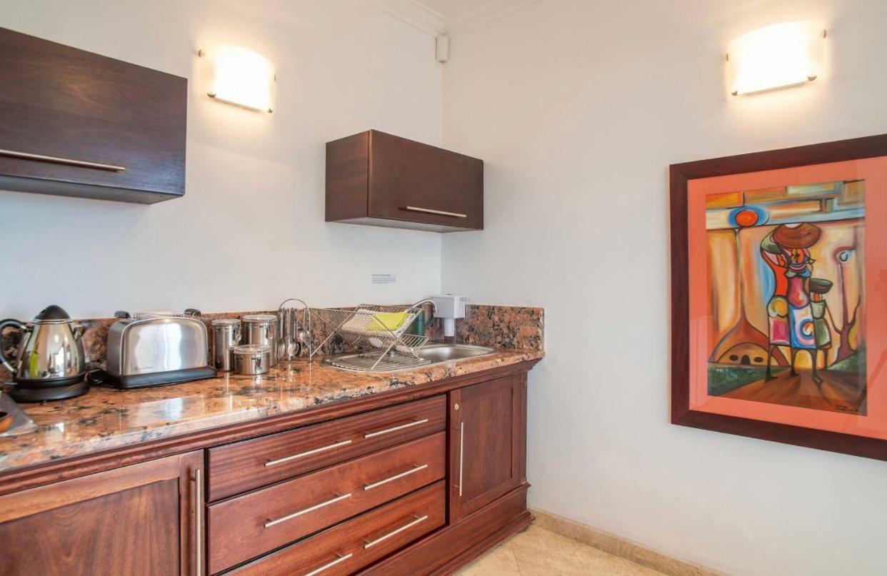 Bantry Beach Luxury Suites Cidade Do Cabo Exterior foto