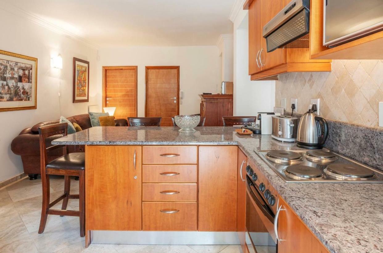 Bantry Beach Luxury Suites Cidade Do Cabo Exterior foto